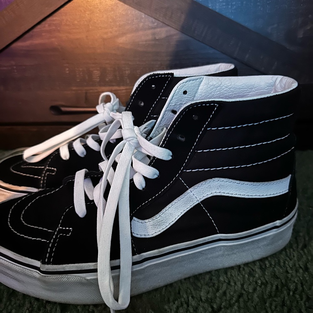 Vans platform shoes